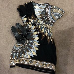 Super cute dress!
